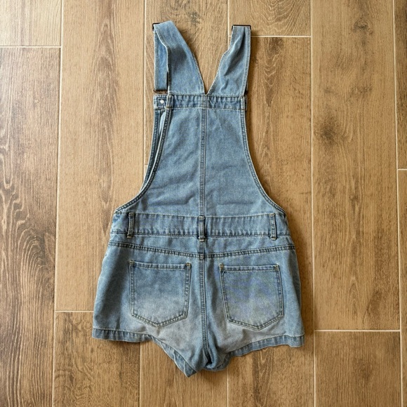 Women’s Jean overalls - Size medium - Picture 3 of 5
